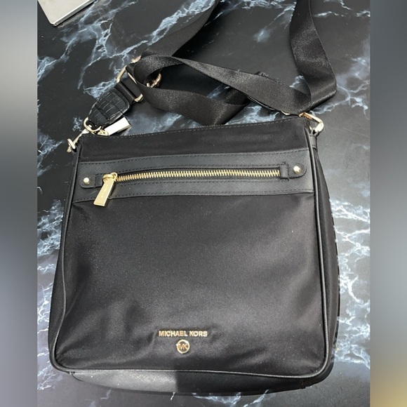 MICHAEL KORS Handbag Jet Set Nylon Black Gabardine Messenger Crossbody AUTHENTIC - Picture 8 of 10